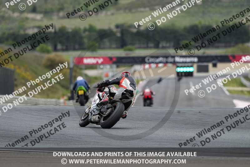 cadwell no limits trackday;cadwell park;cadwell park photographs;cadwell trackday photographs;enduro digital images;event digital images;eventdigitalimages;navarra;no limits trackdays;peter wileman photography;racing digital images;trackday digital images;trackday photos